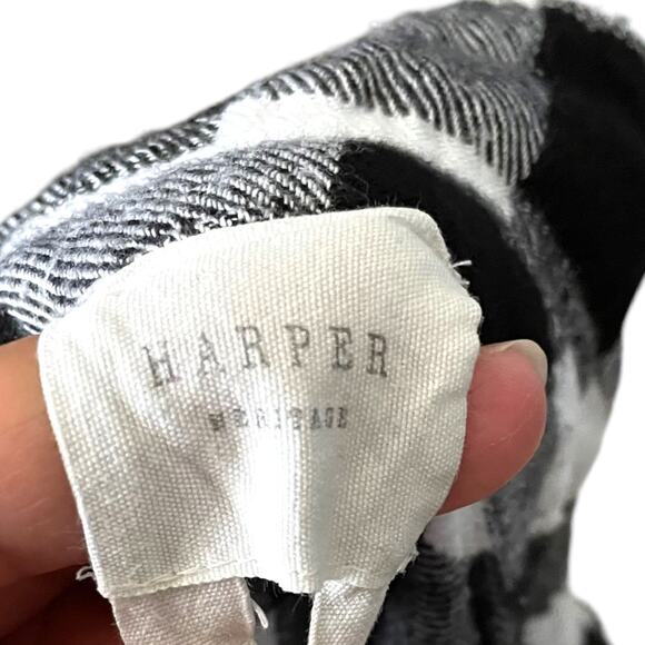 3/$15 Harper Heritage Black and White Plaid Button Down Long Sleeve Fall Blouse - Picture 5 of 6